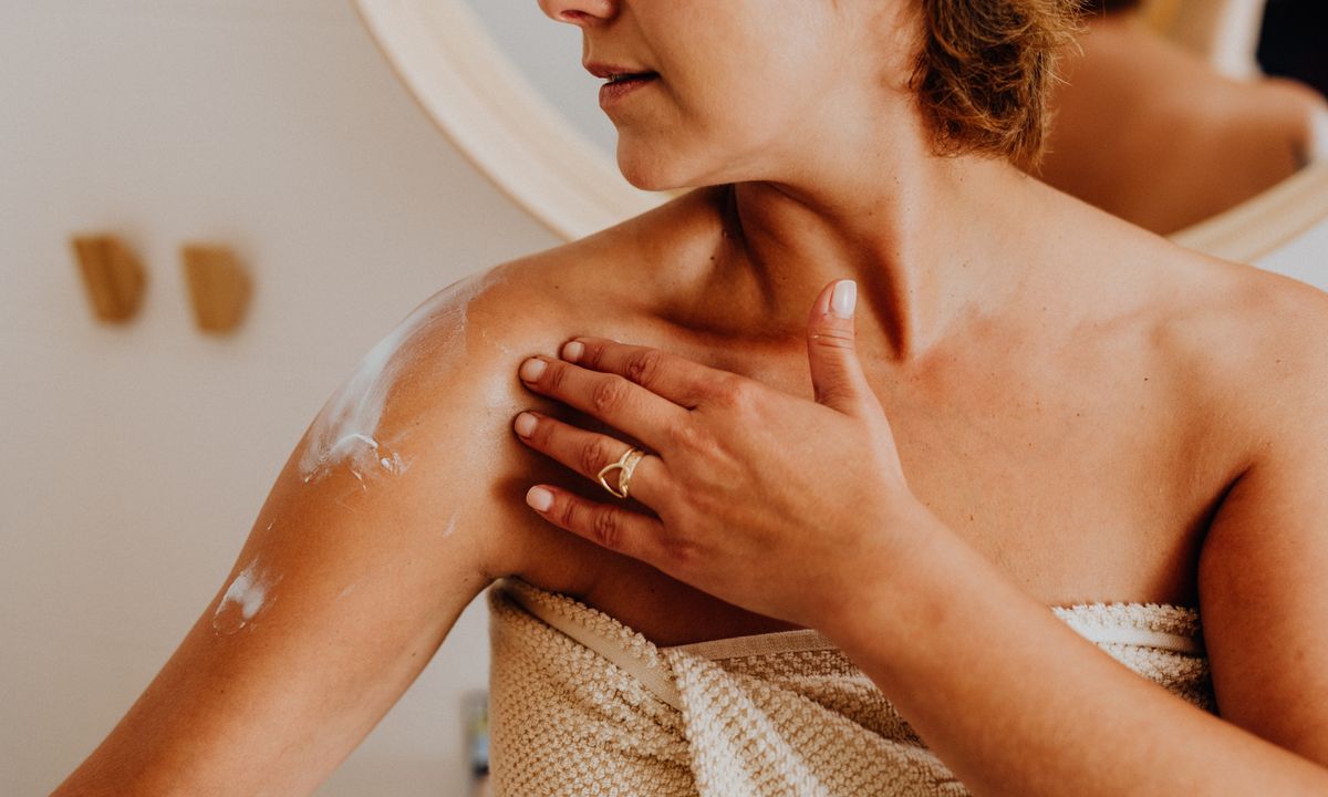 Neck and body firming care lotion application