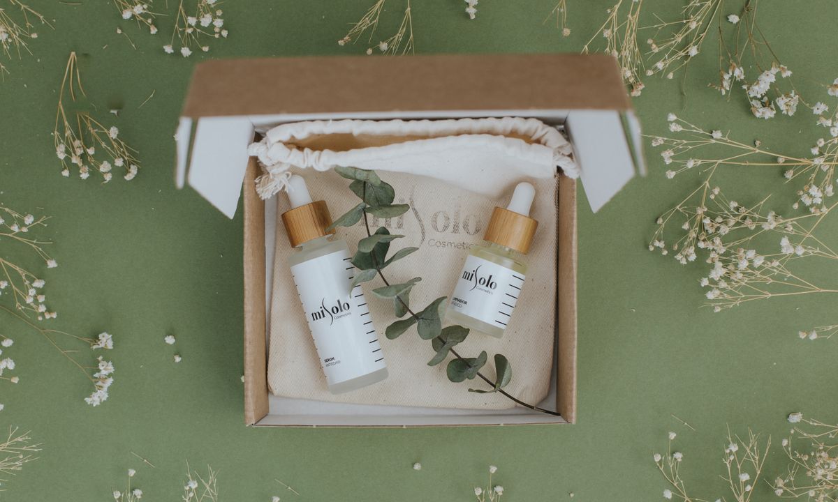 Eye care gift set and private label skincare packaging