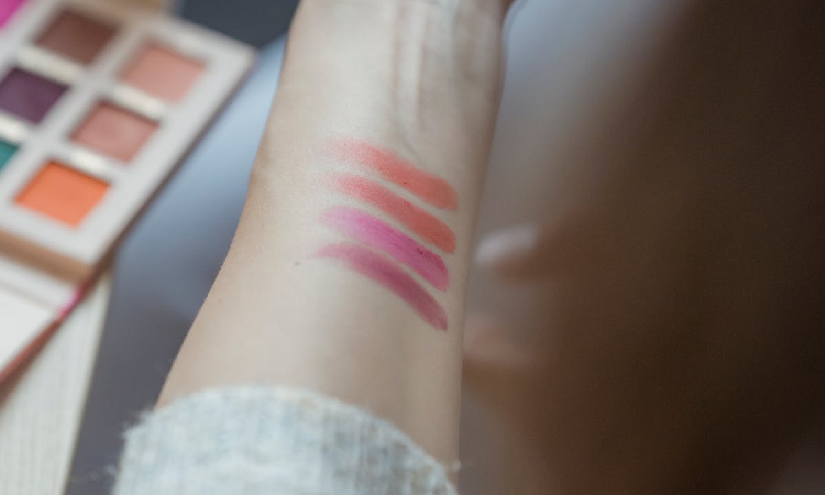 Tinted sunscreen color swatches for private label SPF products